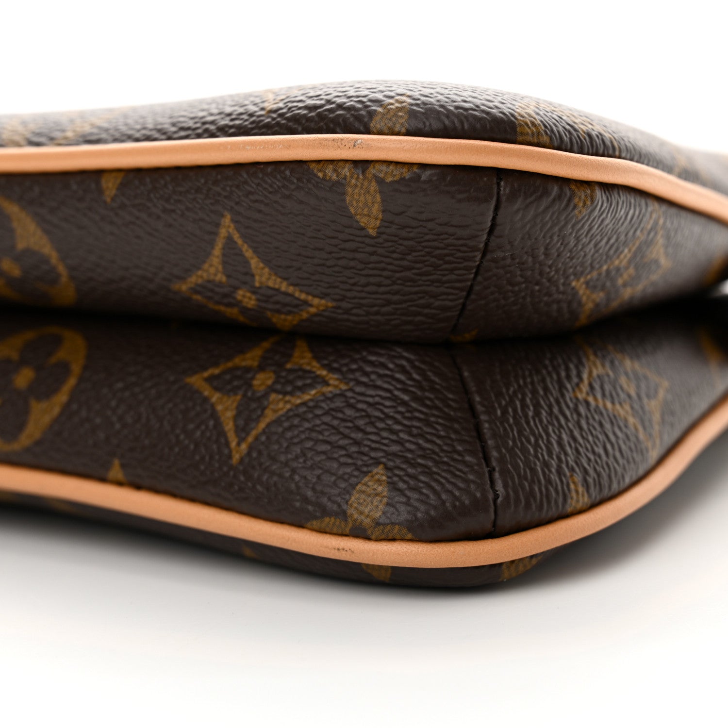 Louis Vuitton Monogram Liv Pochette 10 of 10