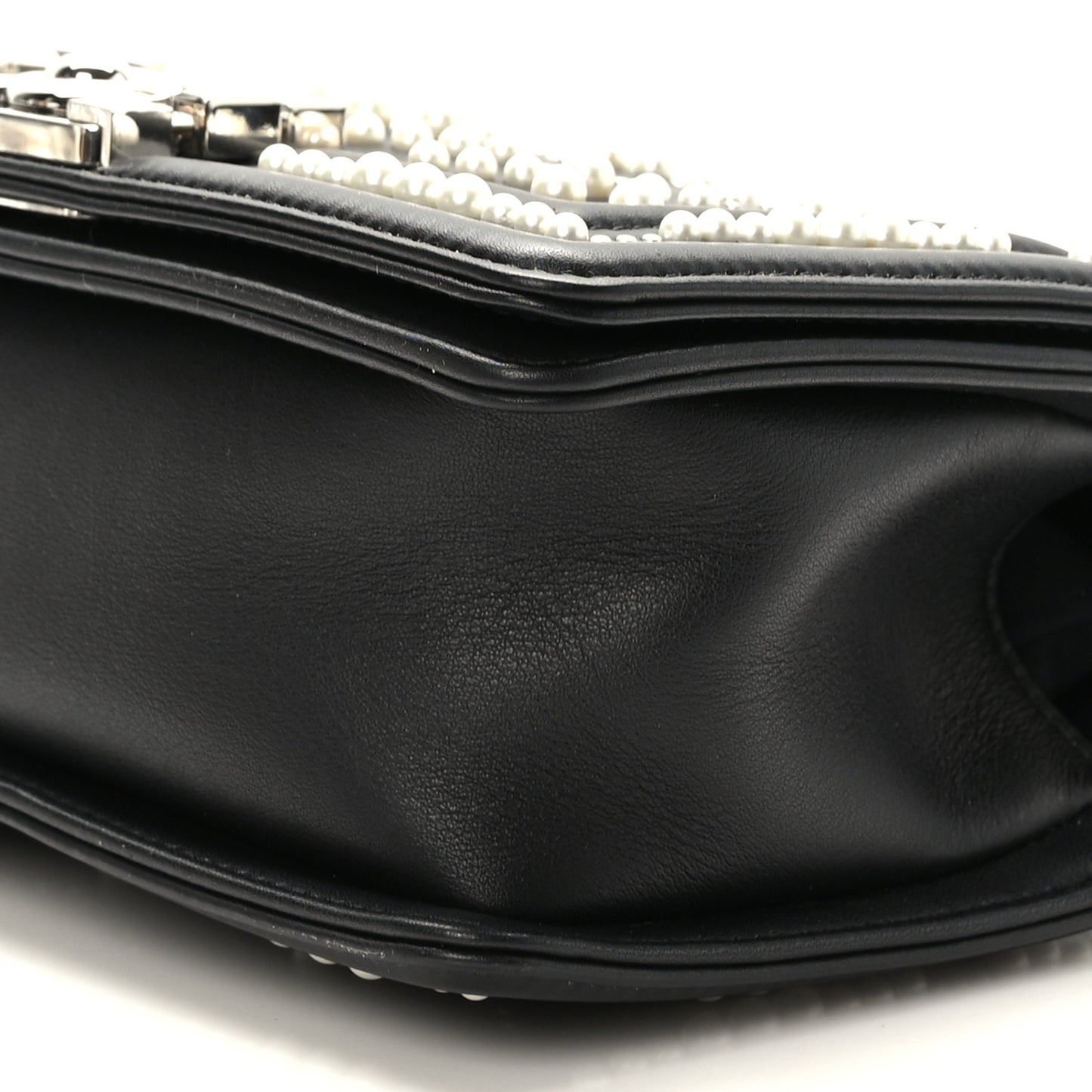 Calfskin Pearl Chevron Small Boy Flap Black