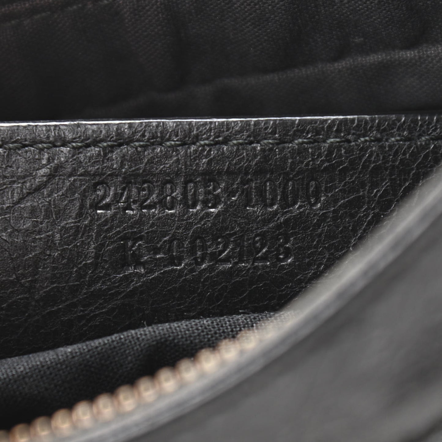Agneau Classic Hardware Hip Black