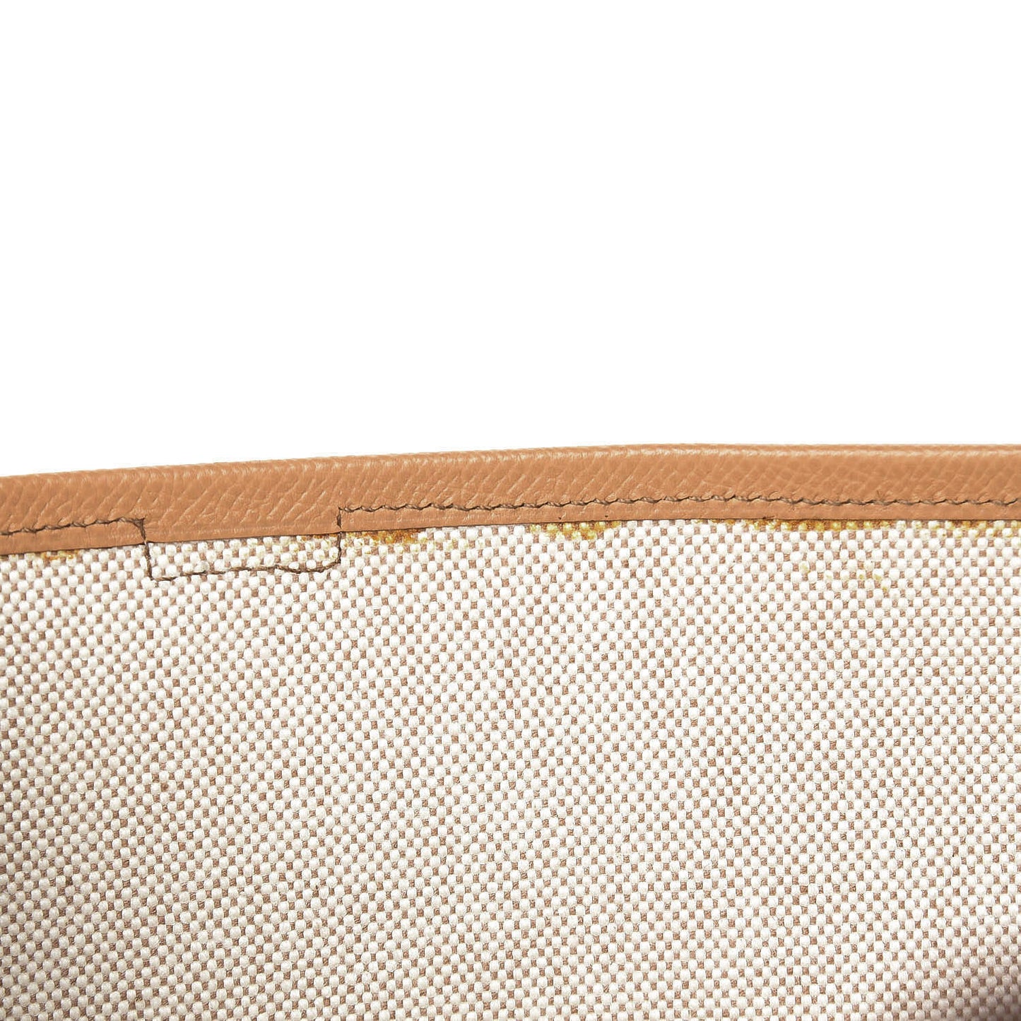 Courchevel Jige GM Clutch Gold