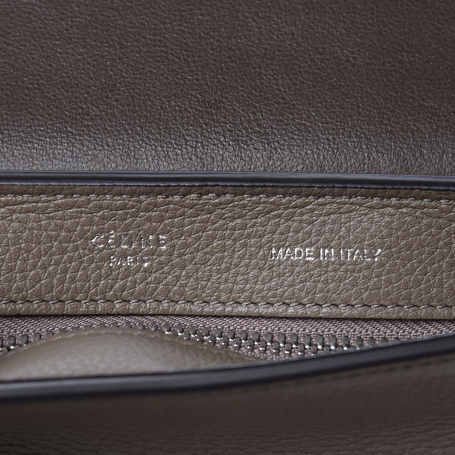 Drummed Calfskin Suede Small Trapeze Souris