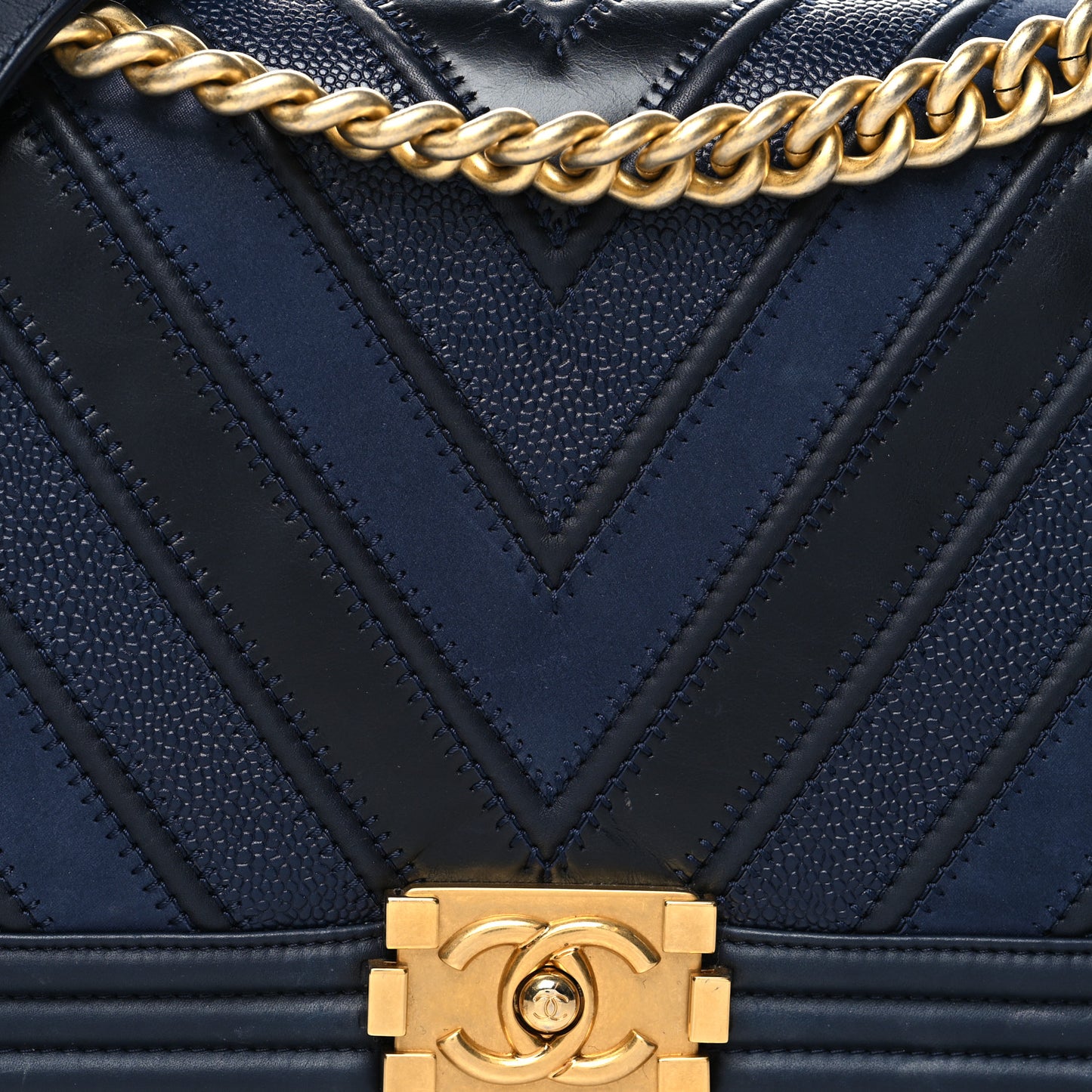 Calfskin Caviar Suede Chevron New Medium Boy Flap Navy