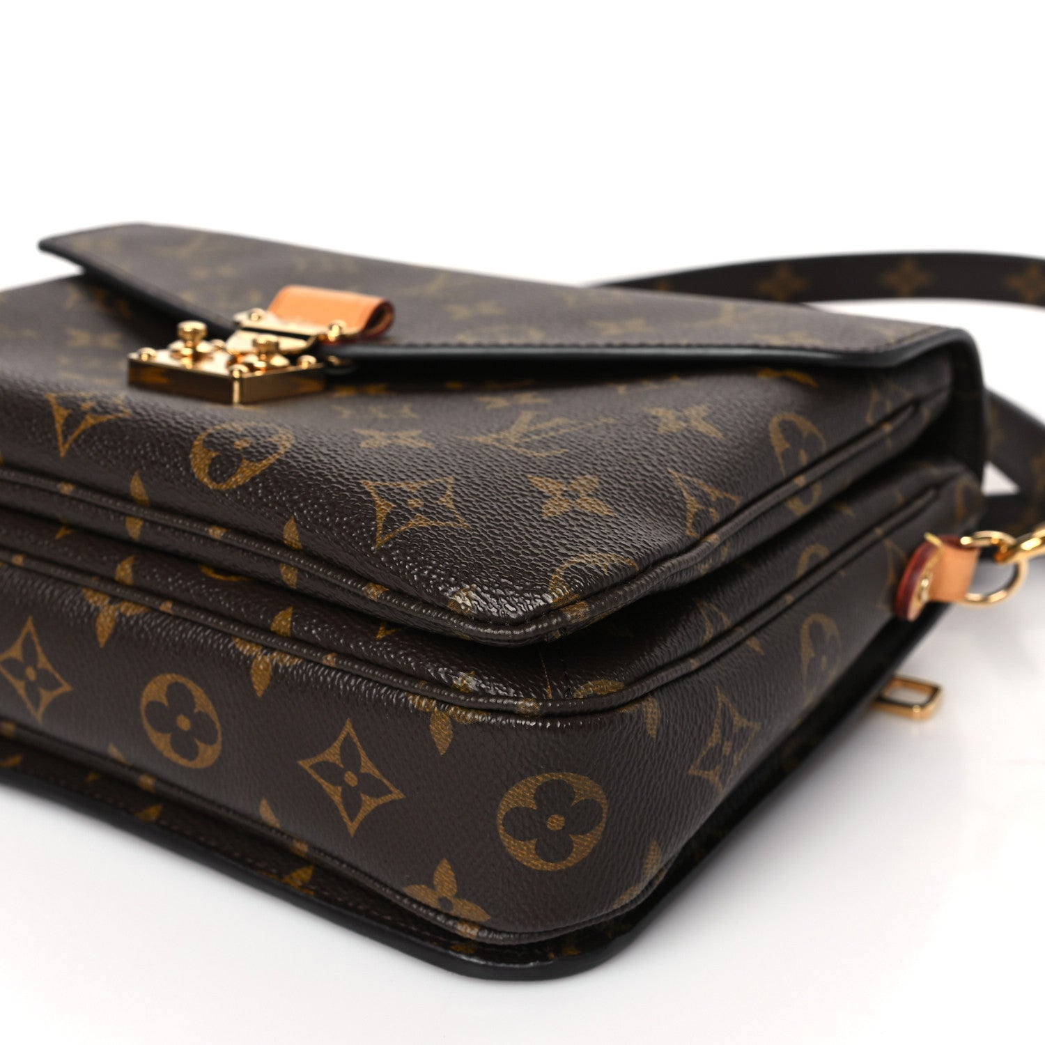 Louis Vuitton Monogram Pochette Metis 8 of 8