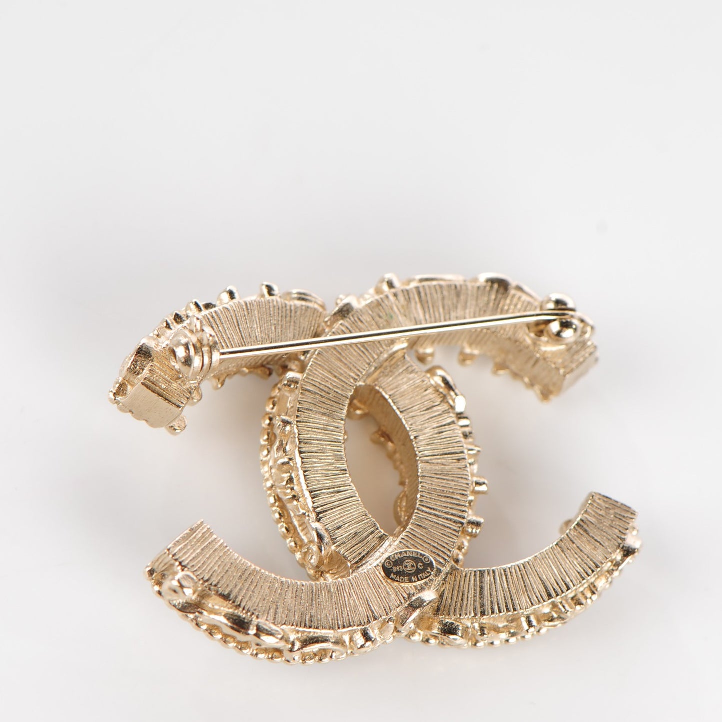 Enamel CC Baroque Brooch Black Gold