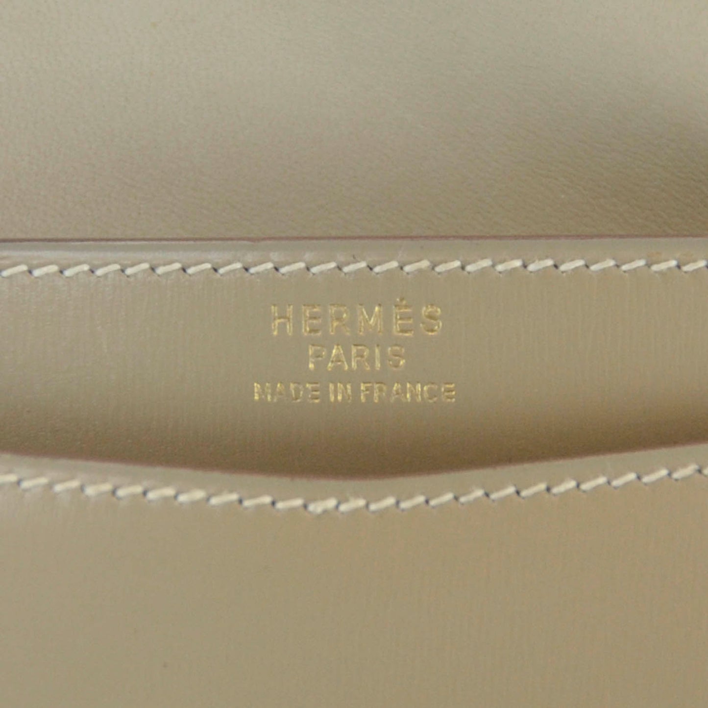 Box Lydie Clutch Parchemin