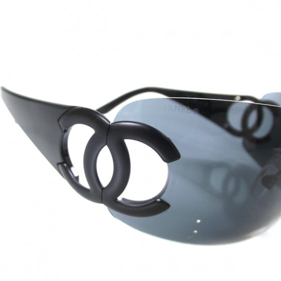Chanel Frameless CC Logo Sunglasses 4125 5 of 9