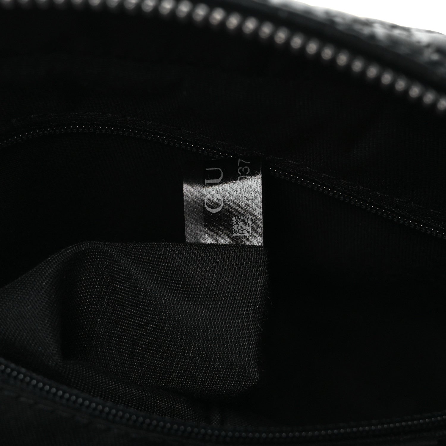 Gucci Microguccissima Toiletry Case Black 8 of 11