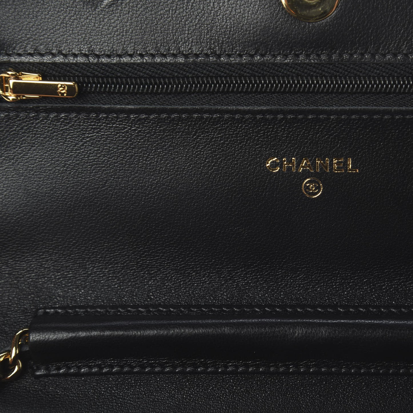 Lambskin Quilted Wallet On Chain WOC Black