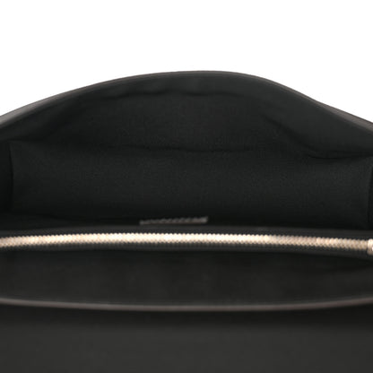 Louis Vuitton Taiga New Flap Messenger Gris 5 of 10
