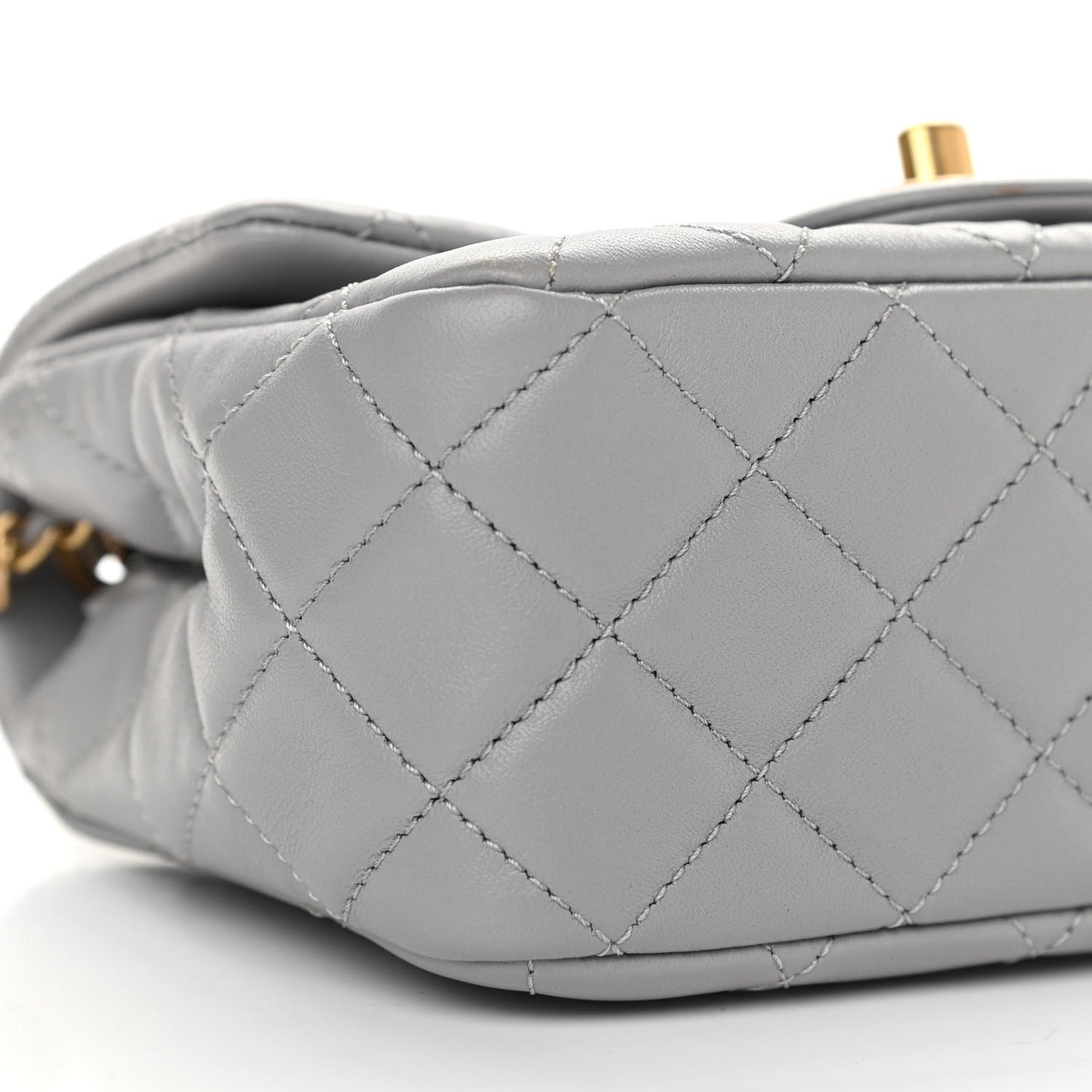 Lambskin Quilted Mini Pearl Crush Flap Light Grey