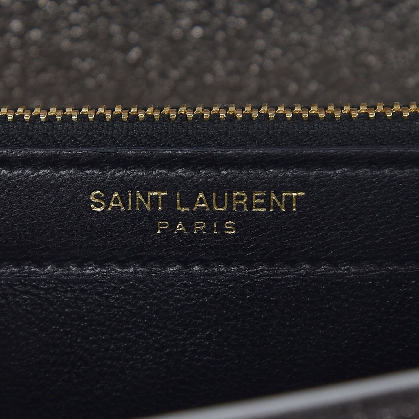 Grained Metallic Calfskin Monogram Chain Wallet Gris