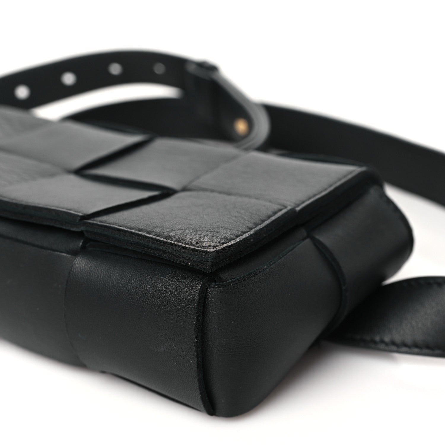 Bottega Veneta Nappa Maxi Intreccio The Belt Cassette Bag Black 10 of 12