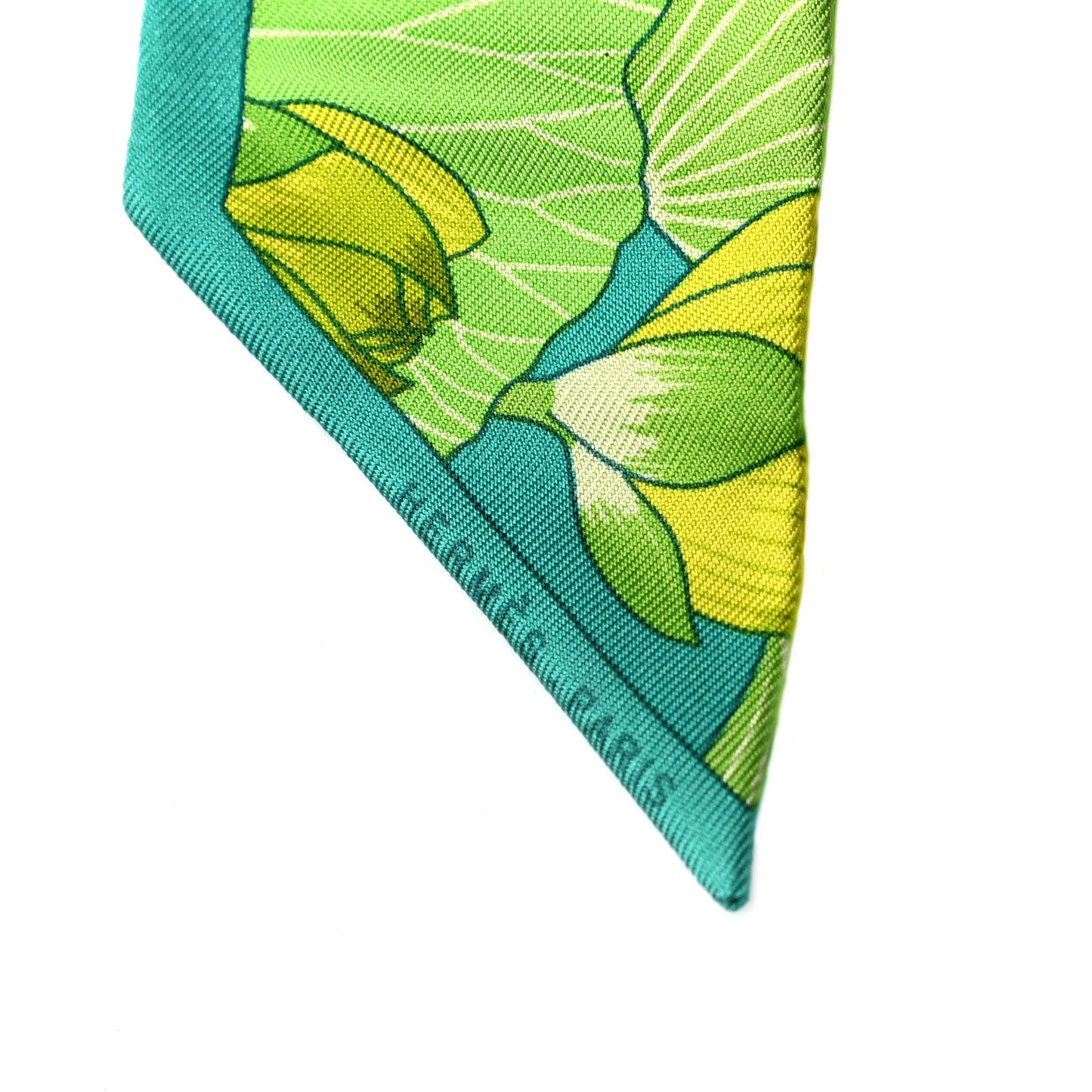 Silk Fleurs de Lotus Twilly