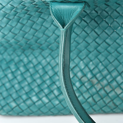 Bottega Veneta Nappa Intrecciato Medium Cabat Lagoon 25 of 28
