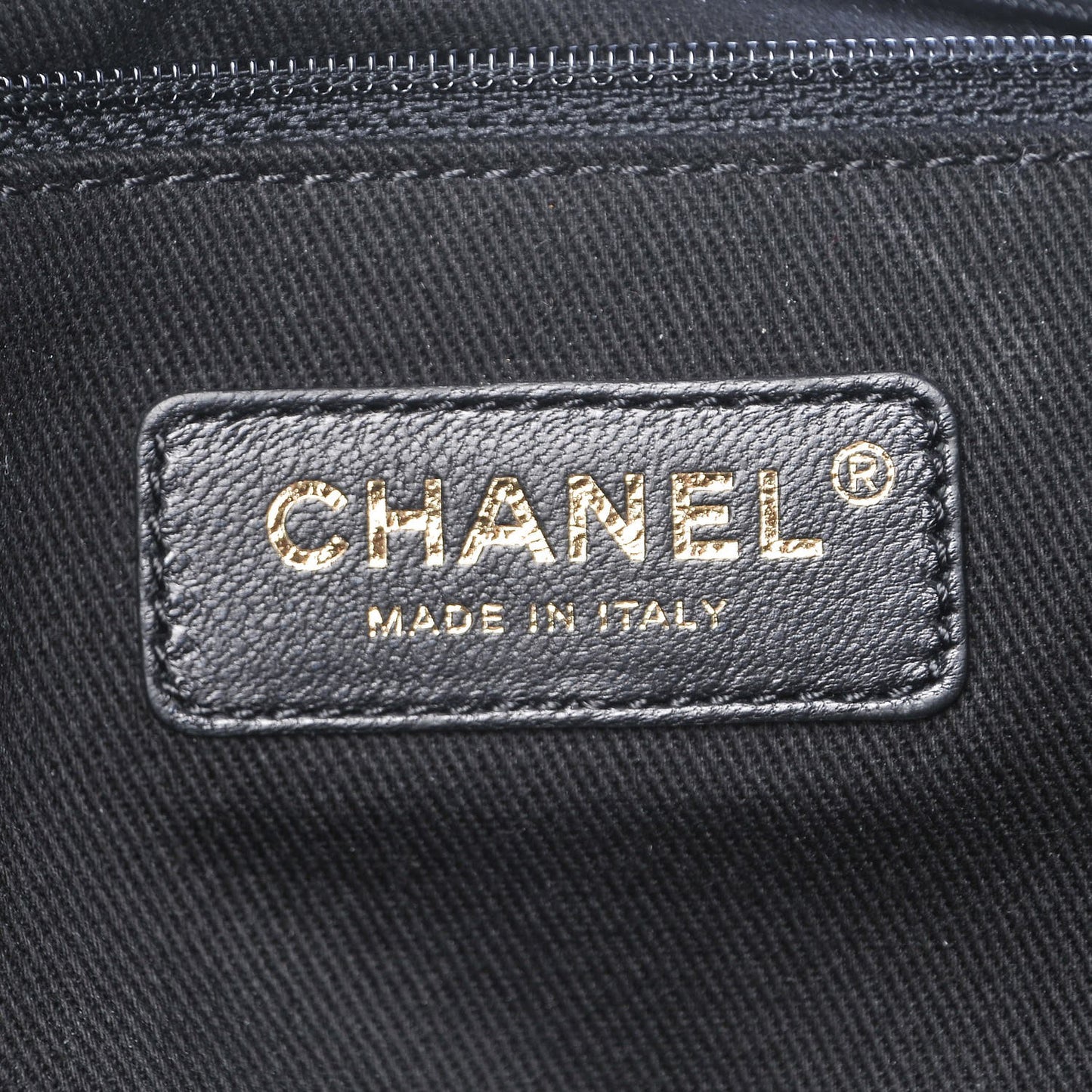 Canvas Chevron Quilted XXL Travel Flap Bag Black