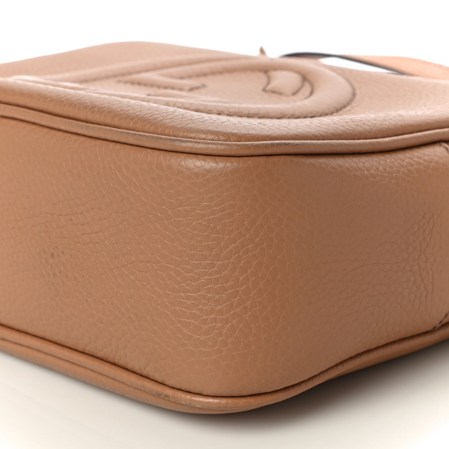 Pebbled Calfskin Small Soho Disco Bag Camelia