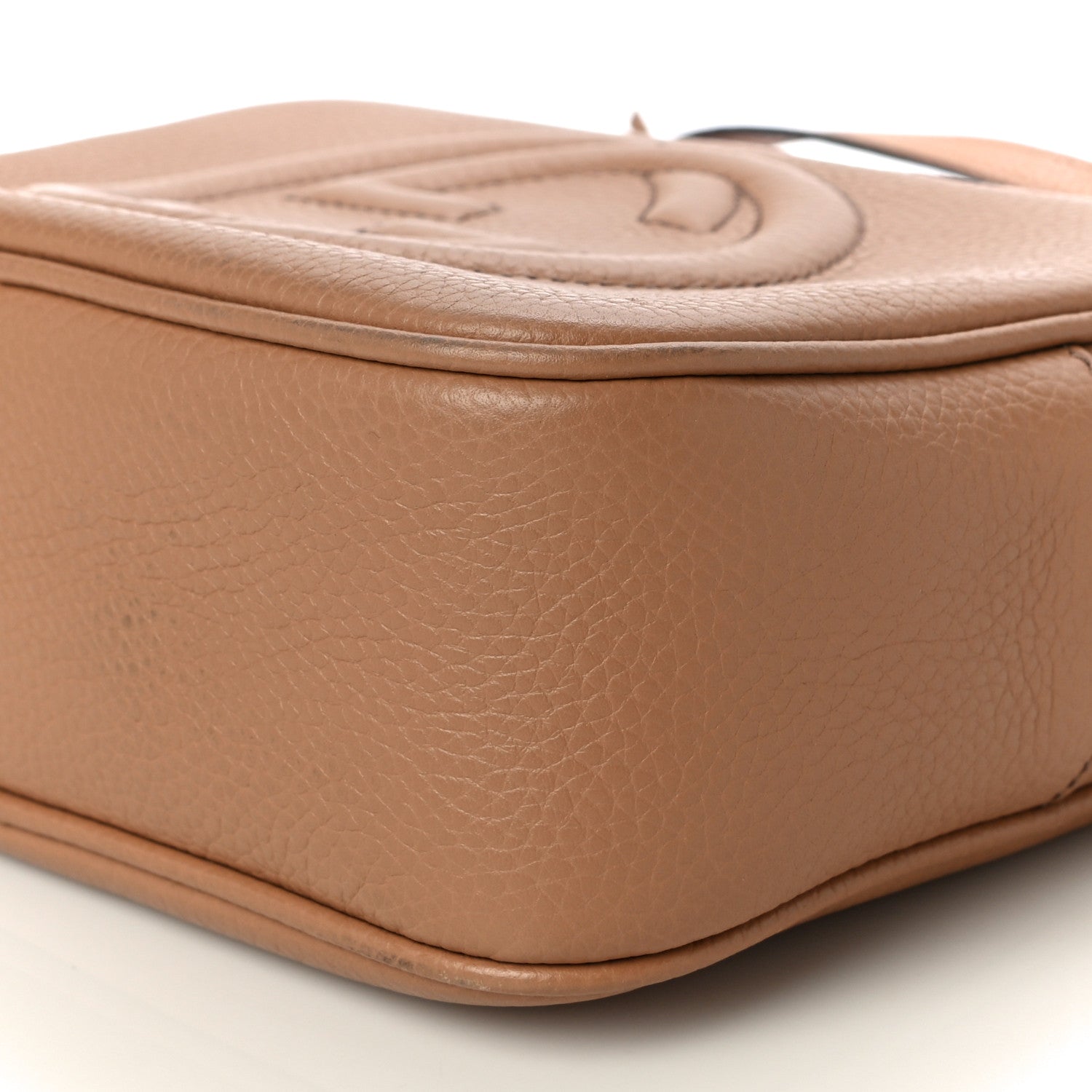 Gucci Pebbled Calfskin Small Soho Disco Bag Camelia 10 of 14