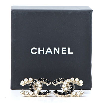 Chanel Resin Pearl CC Dazzling Domino Earrings Gold Black 5 of 5