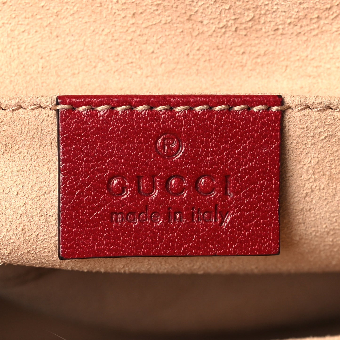 Piuma Lux Calfskin Small Re(Belle) Crossbody Bag Romantic Cerise