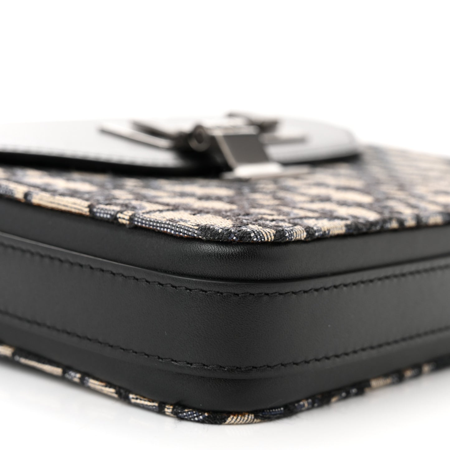 Oblique Smooth Calfskin Messenger Beige Black