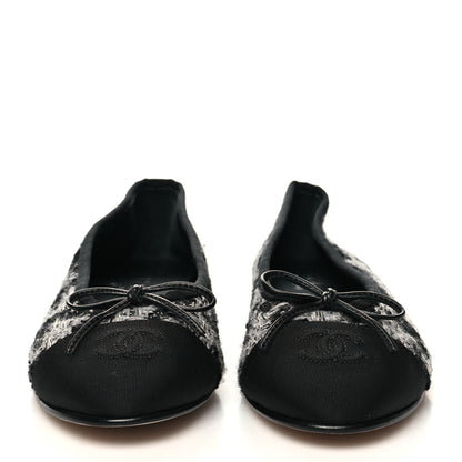 Chanel Tweed Grosgrain Cap Toe Ballerina Flats 37.5 Black White 2 of 8