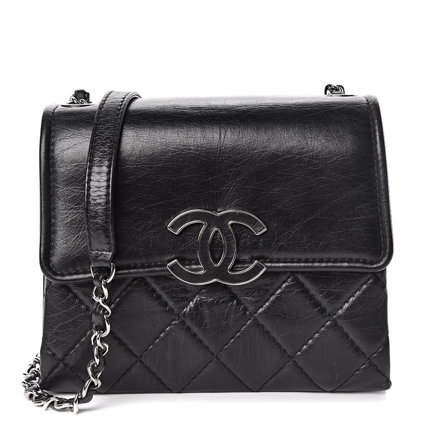Washed Calfskin Hamptons Flap Bag Black