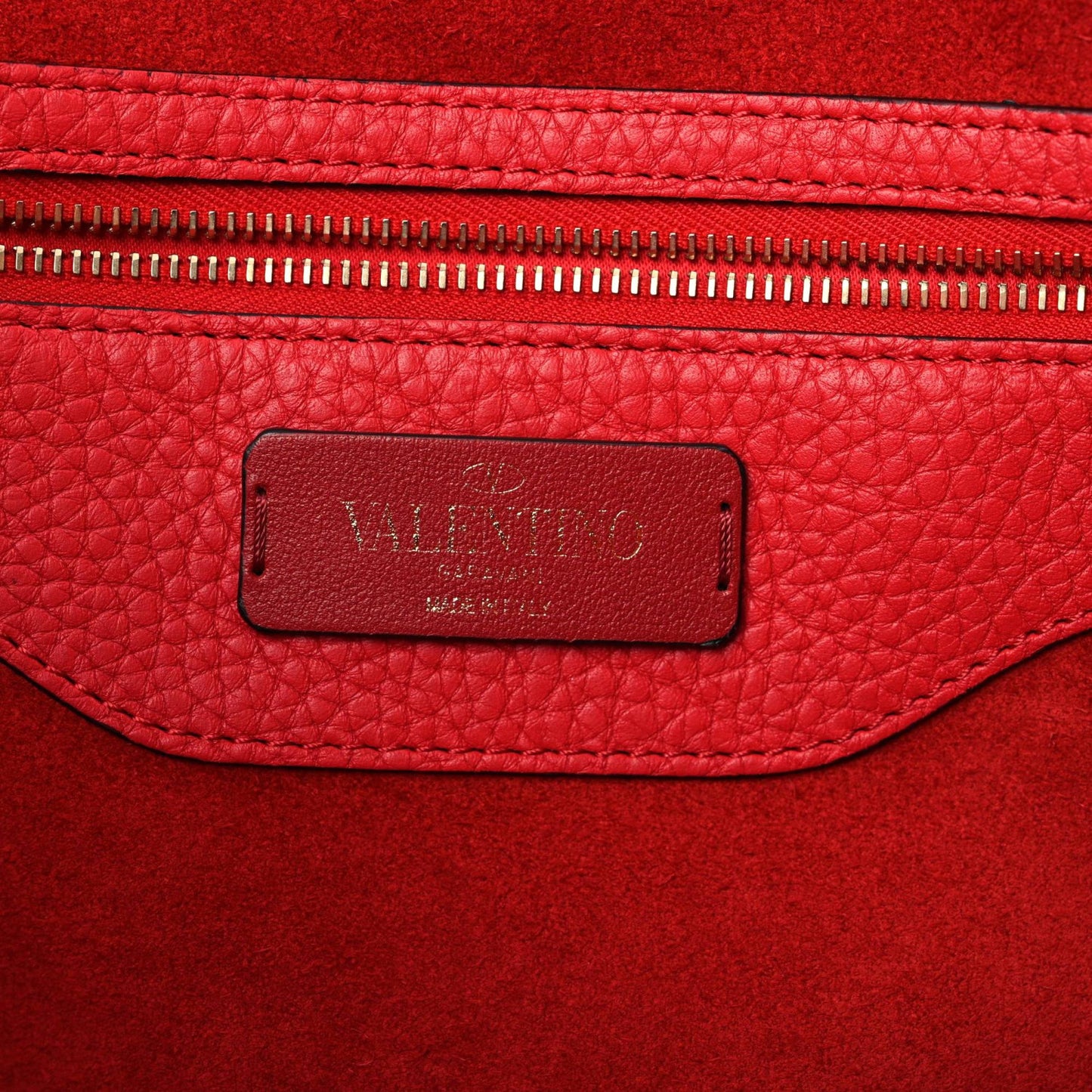 Grained Calfskin Small Rockstud Shoulder Tote Rouge Pur