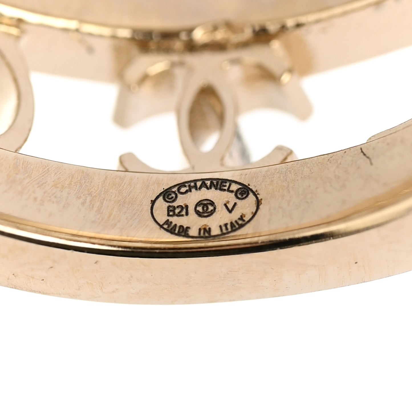 Metal Crystal Bow-tiful CC Logo Ring 52/6 Gold