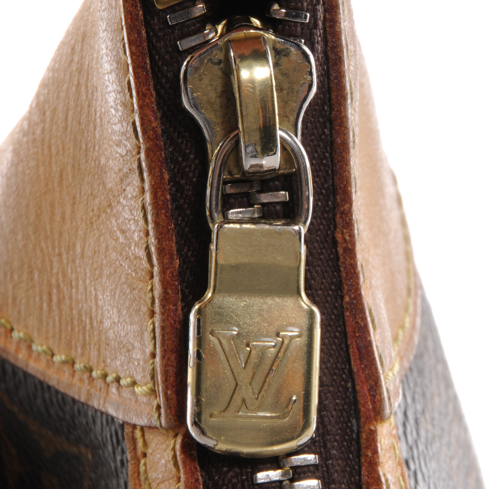 Louis Vuitton Monogram Odeon PM 8 of 8