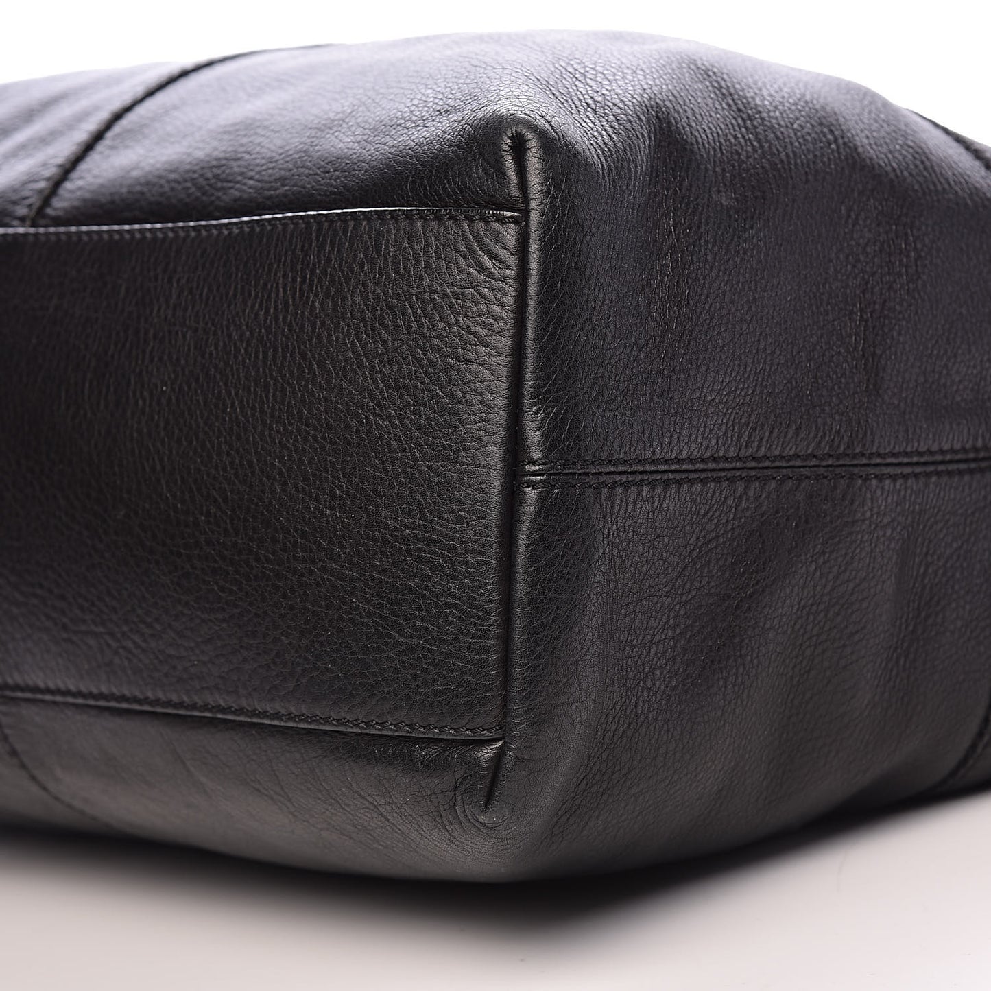 Waxed Calfskin Medium Studded Nightingale Black