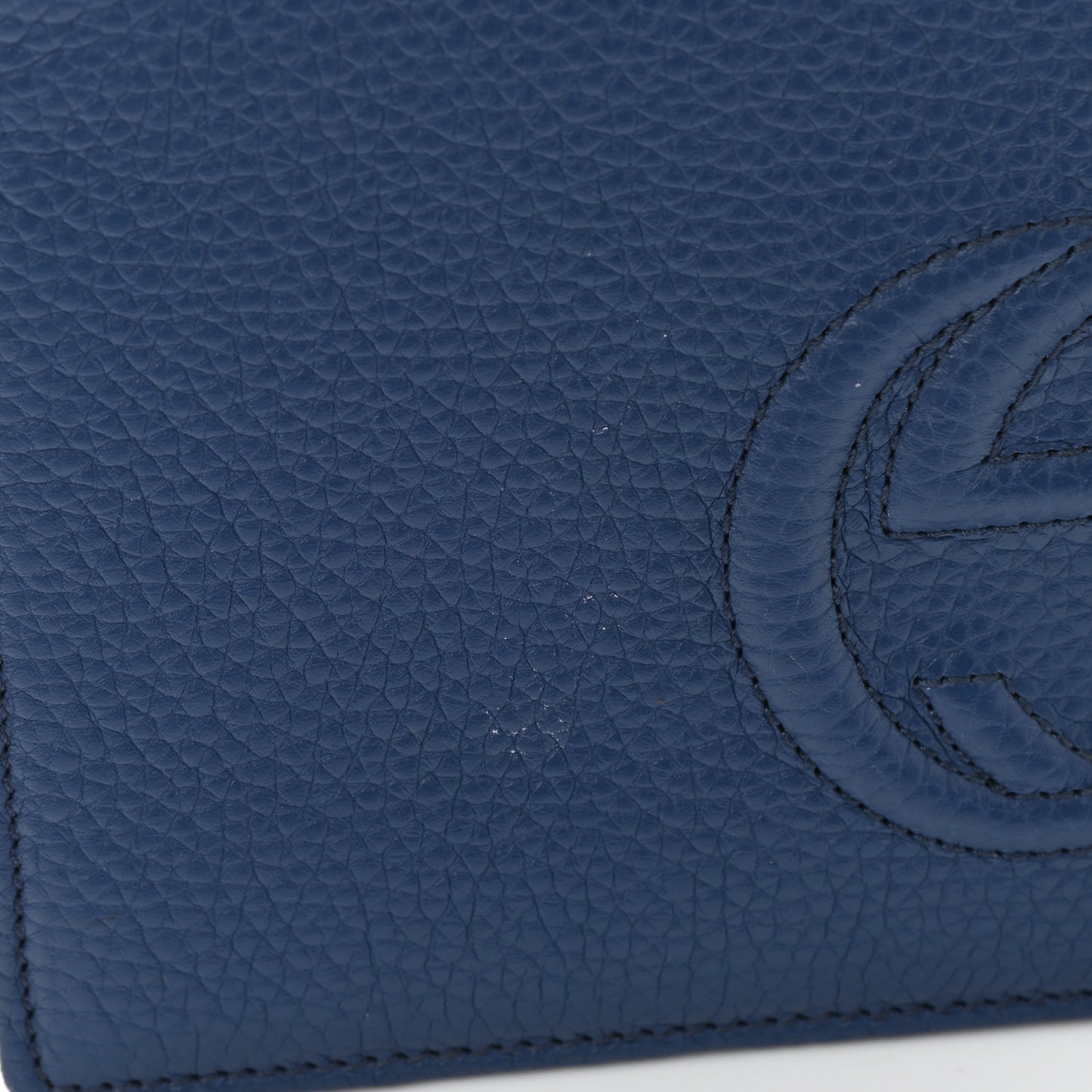 Pebbled Calfskin Soho Wallet on Chain Caspian