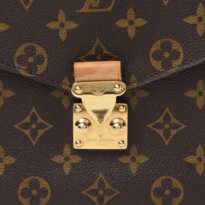 Louis Vuitton Monogram Pochette Metis 10 of 10