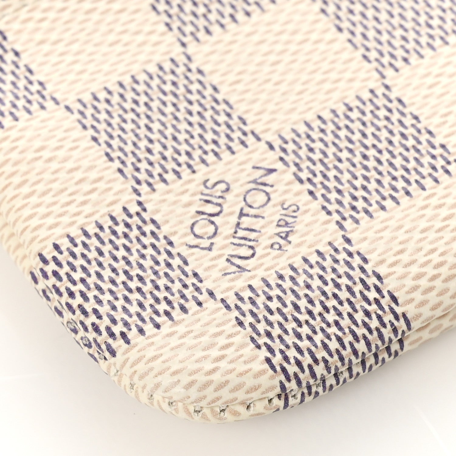 Louis Vuitton Damier Azur Key Pouch 7 of 9