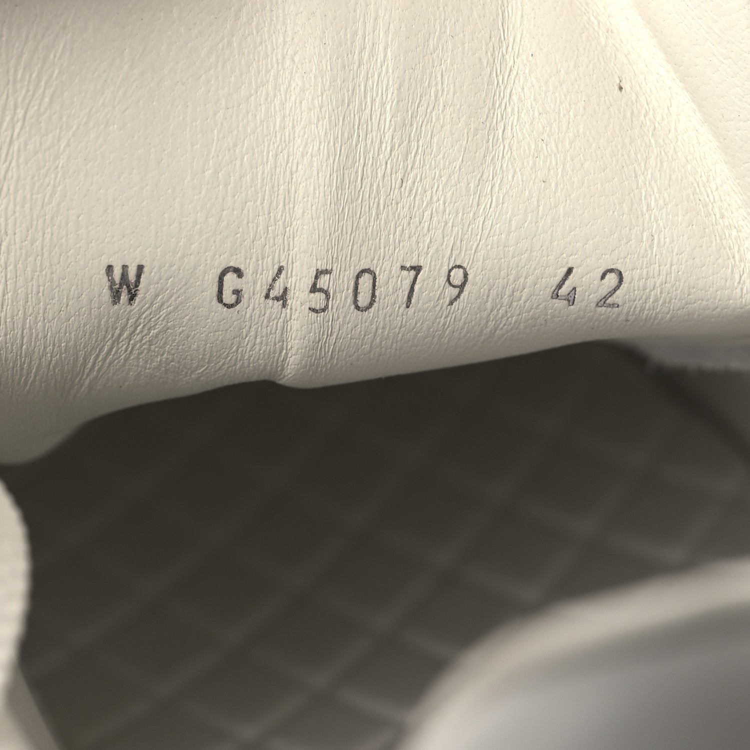 Chanel Calfskin CC Womens Sneakers 42 White 7 of 9