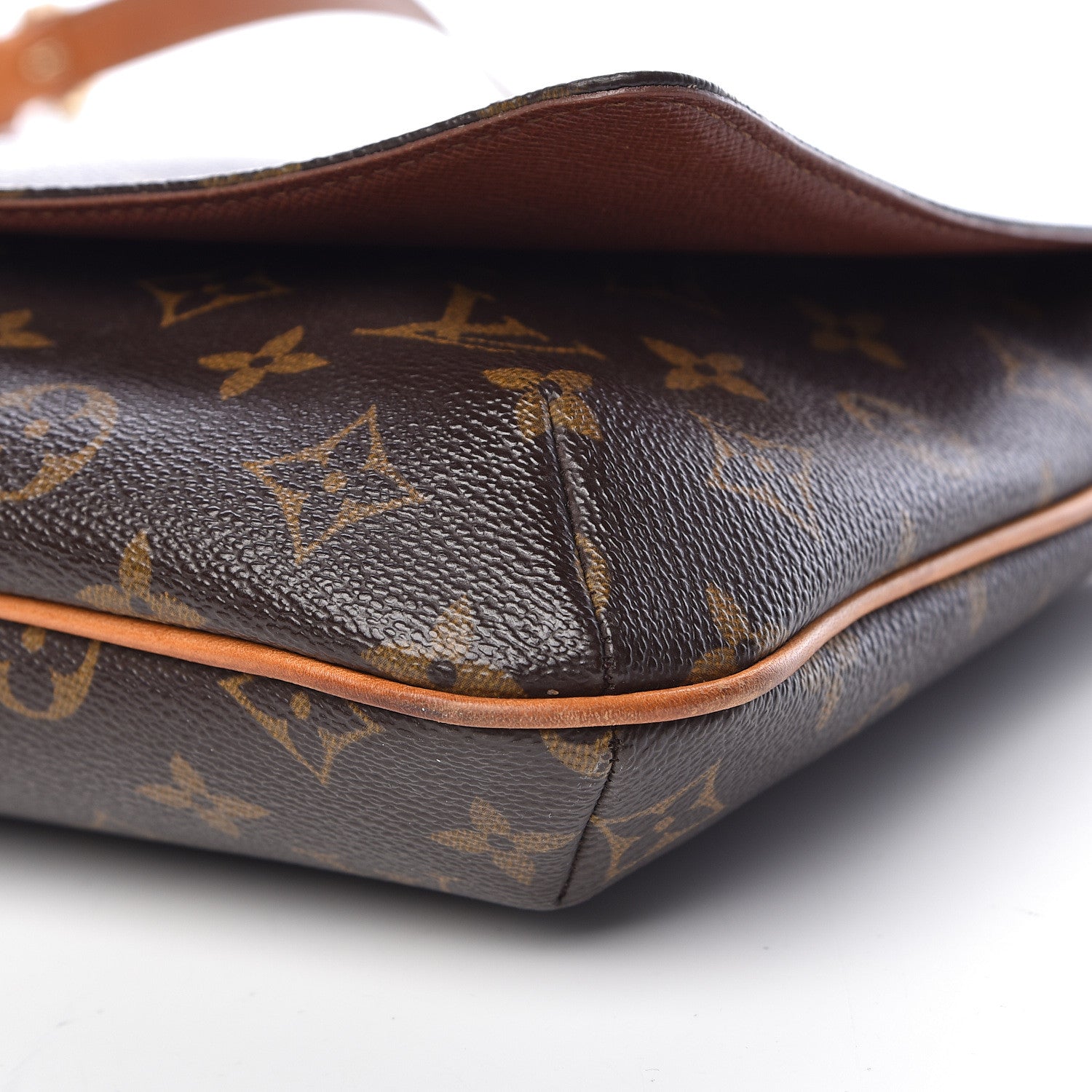 Louis Vuitton Monogram Musette Tango 9 of 9