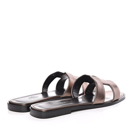 Hermes Metallic Nappa Oran Sandals 37 Or Vieilli 4 of 12