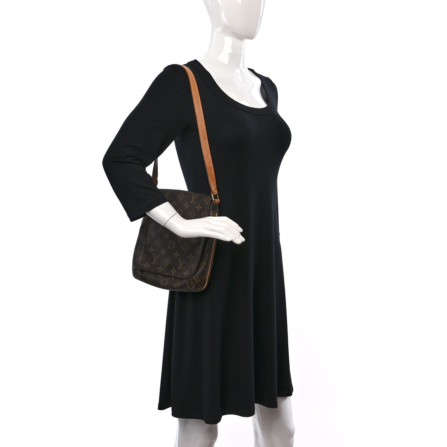 Louis Vuitton Monogram Musette Salsa 2 of 11