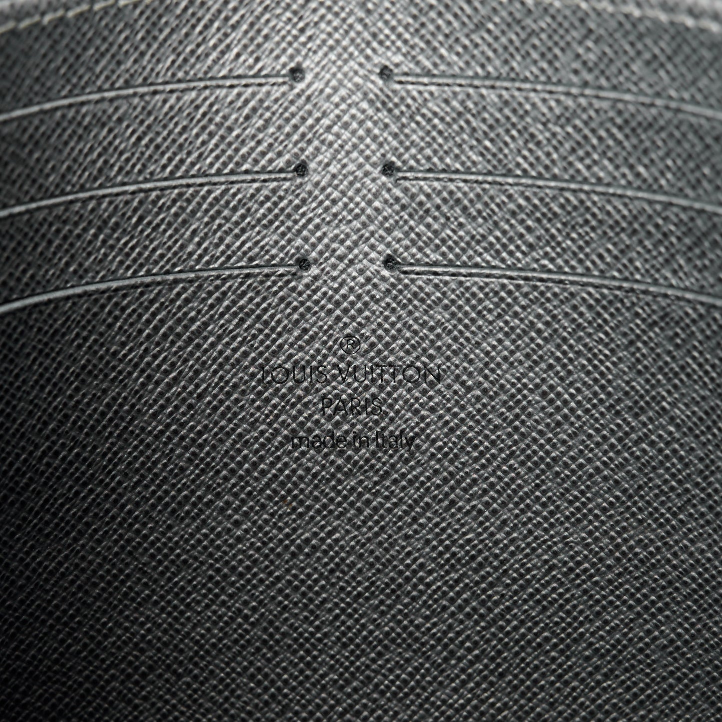 Taigarama Pochette Voyage MM Gunmetal