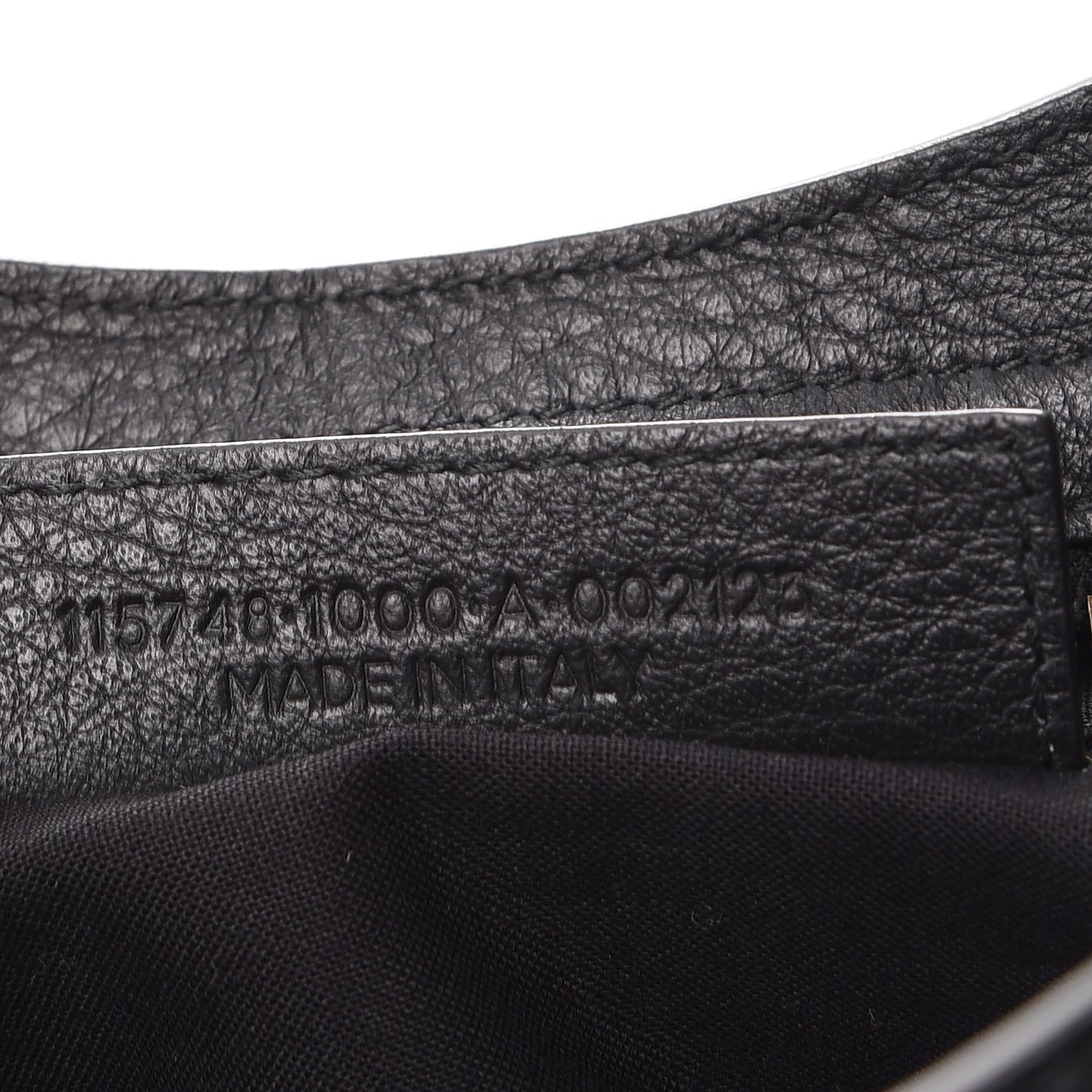 Vibrato Calfskin Classic Hardware City Black