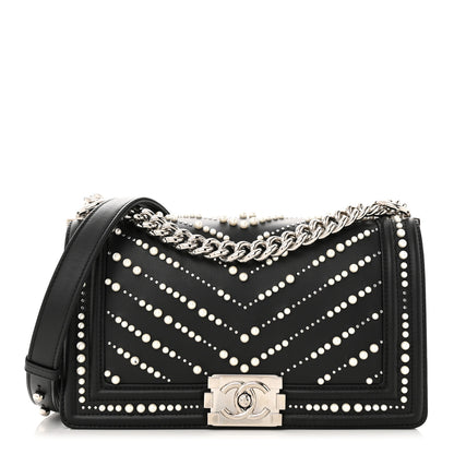 Chanel Calfskin Pearl Chevron Medium Boy Flap Black 1 of 10