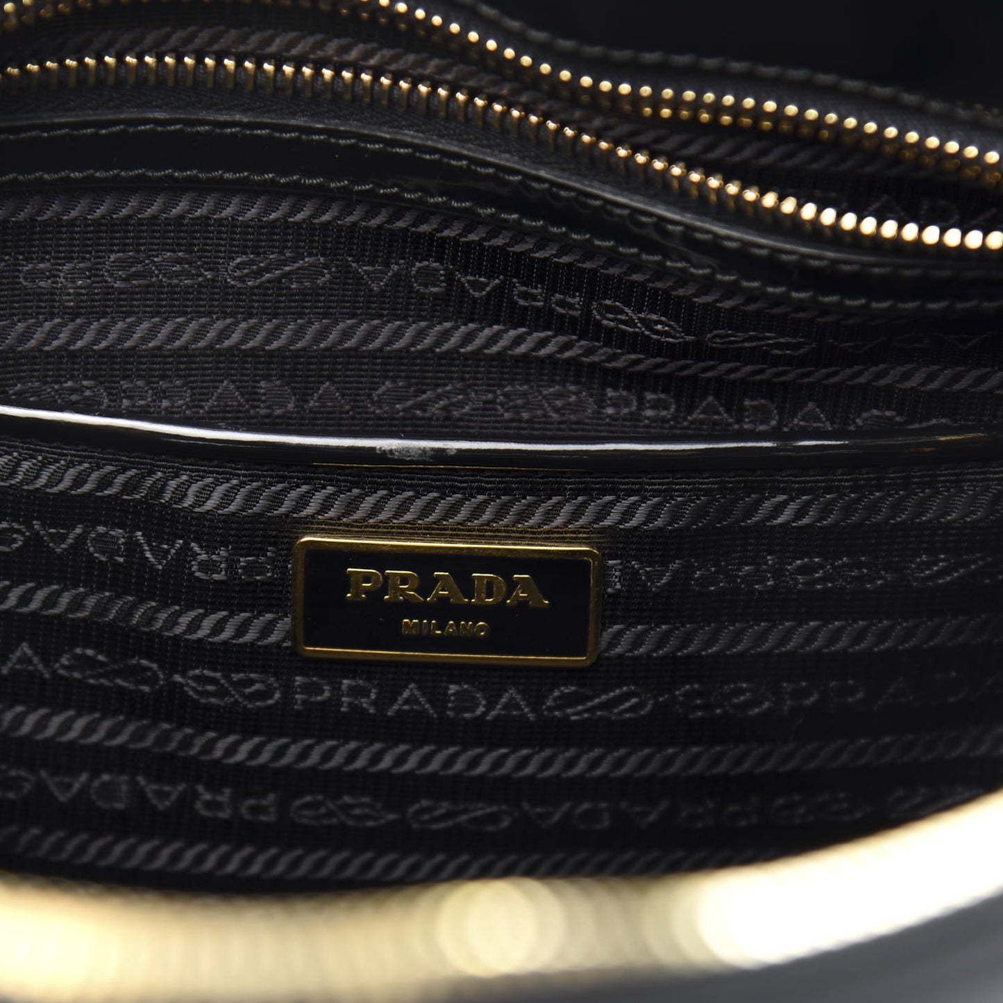 Spazzolato Large Promenade Tote Black