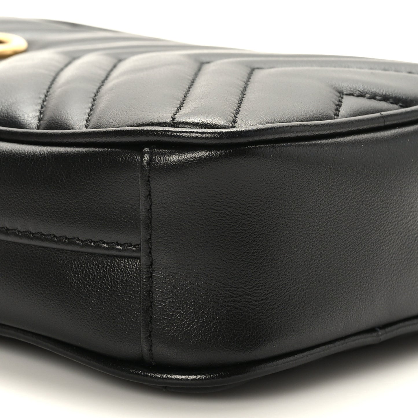 Calfskin Matelasse Mini GG Marmont Crossbody Bag Black
