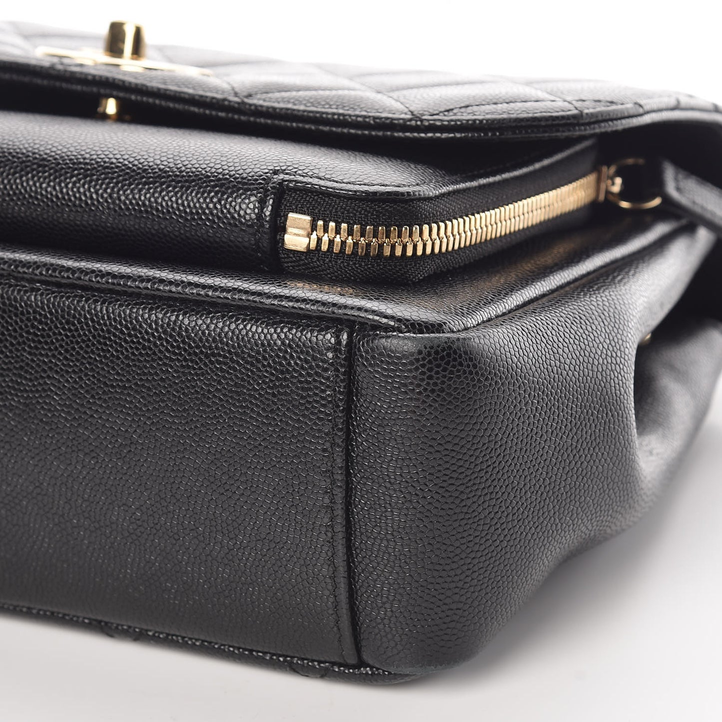 Caviar Quilted Medium Business Affinity Flap Black