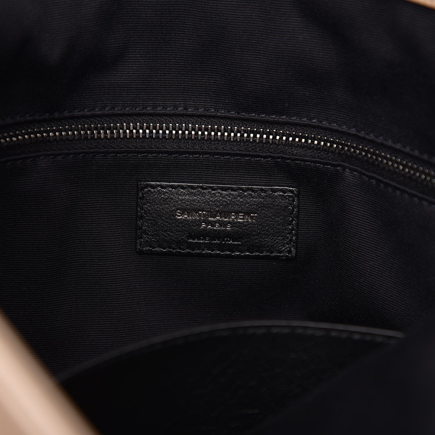 Saint Laurent Crinkled Calfskin Matelasse Monogram Niki Shoulder Bag Light Taupe 5 of 8