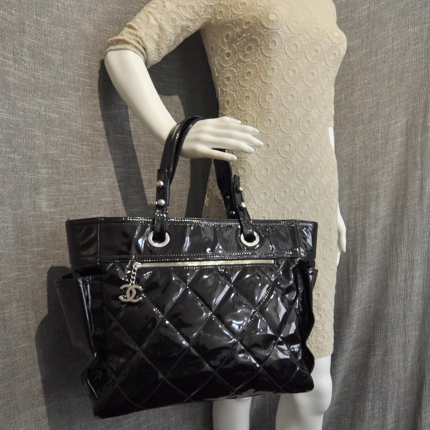 Vinyl Quilted Paris Biarritz Tote Black