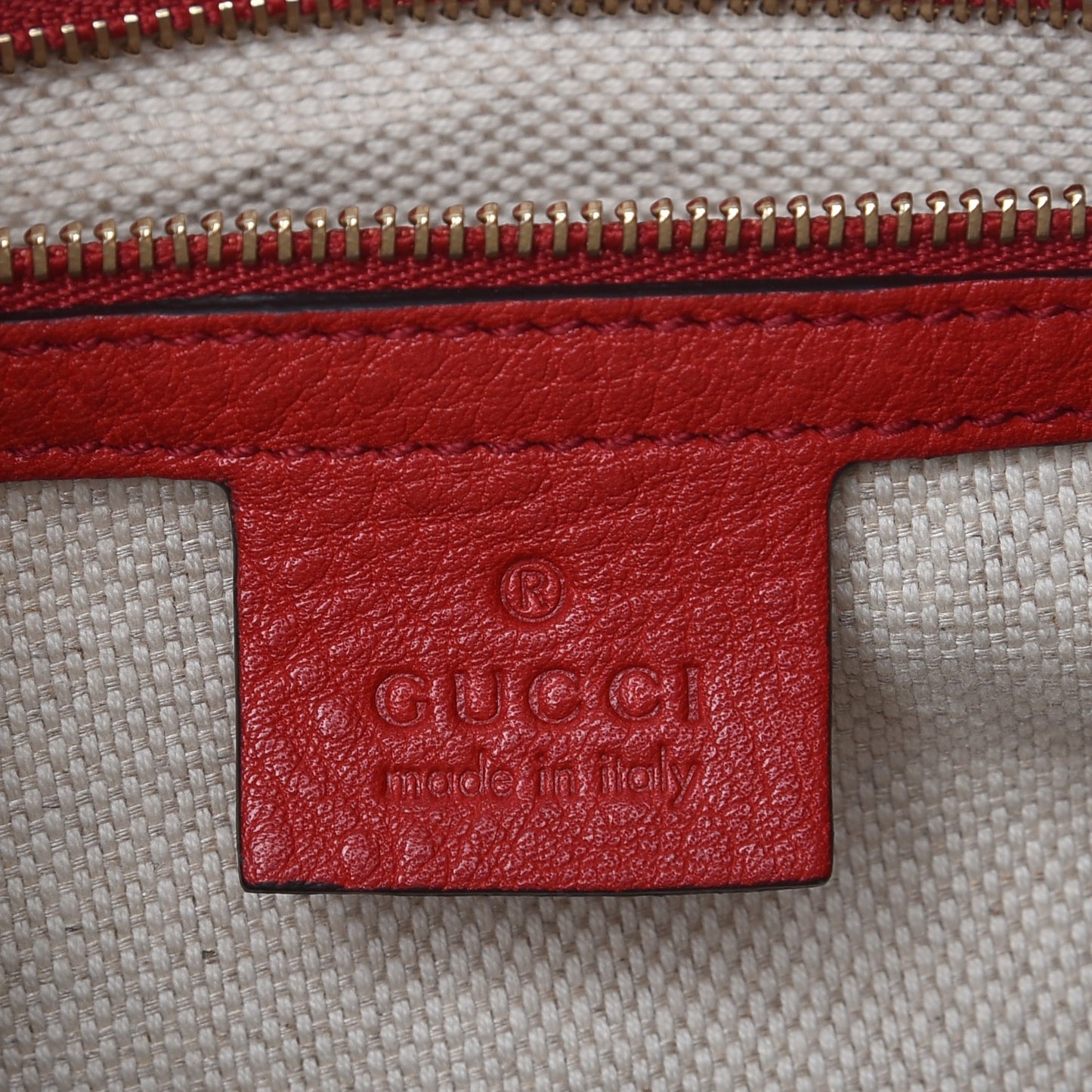 Pebbled Calfskin Medium Soho Boston Red