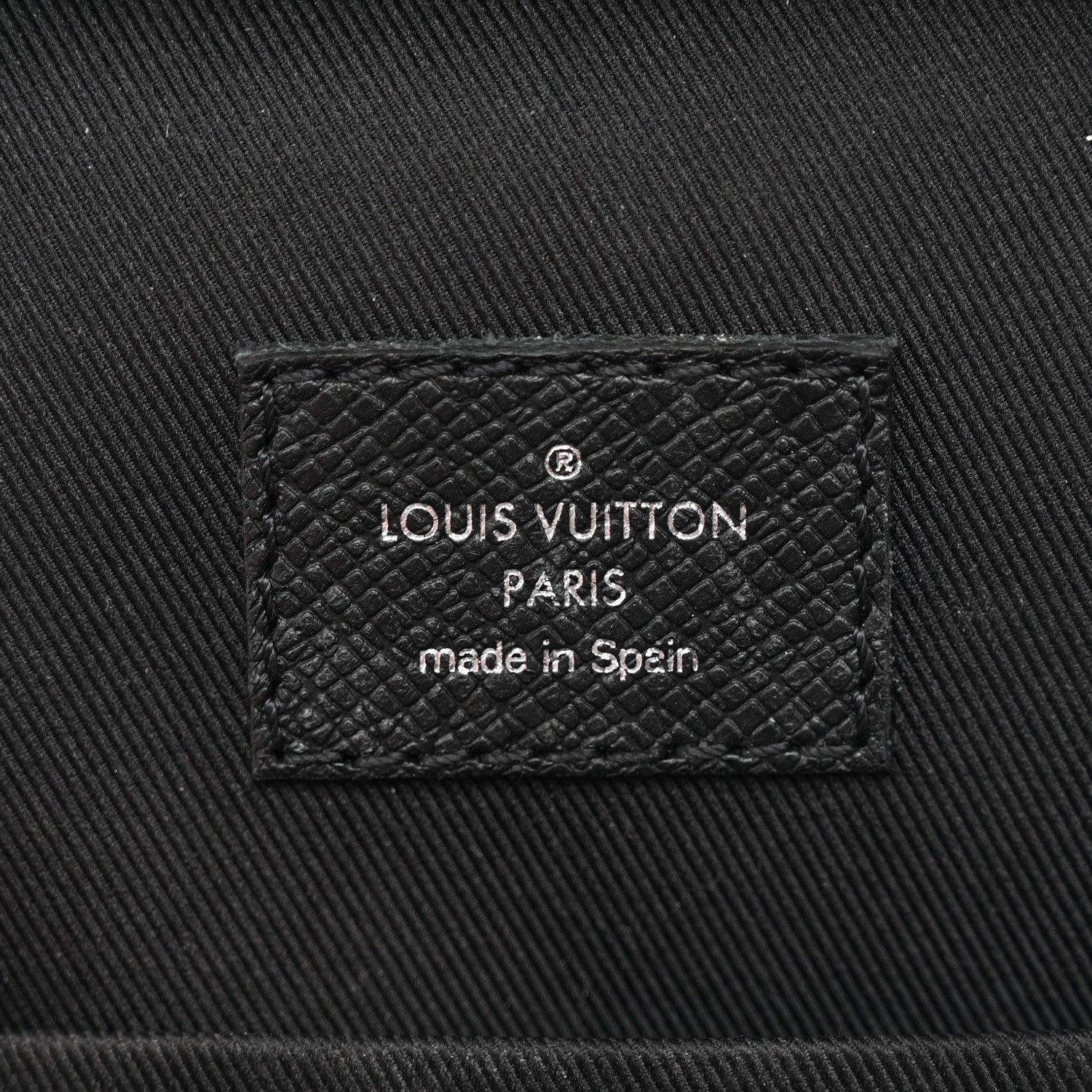 Louis Vuitton Taigarama Outdoor Slingbag Black 5 of 8