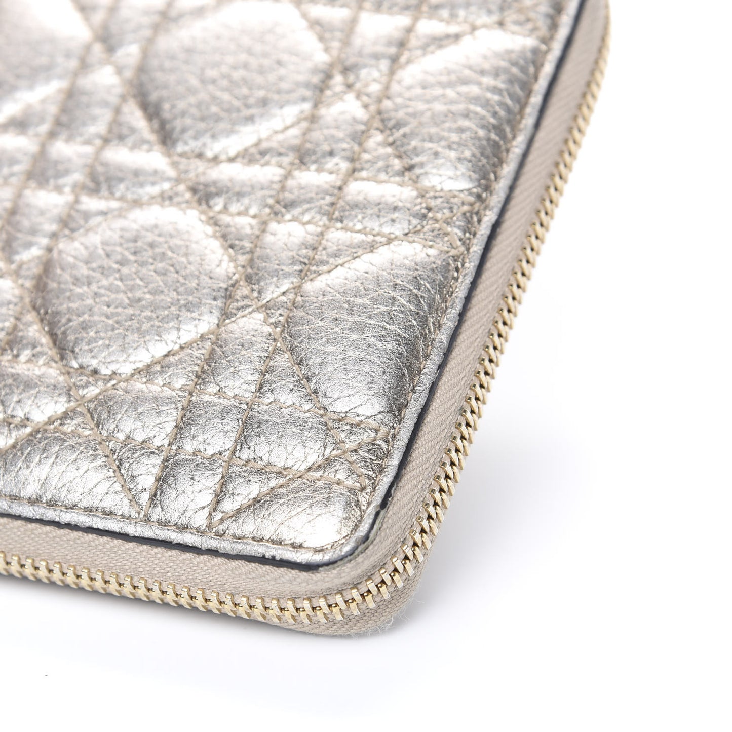 Metallic Calfskin Cannage Lady Dior Medium Wallet Gold
