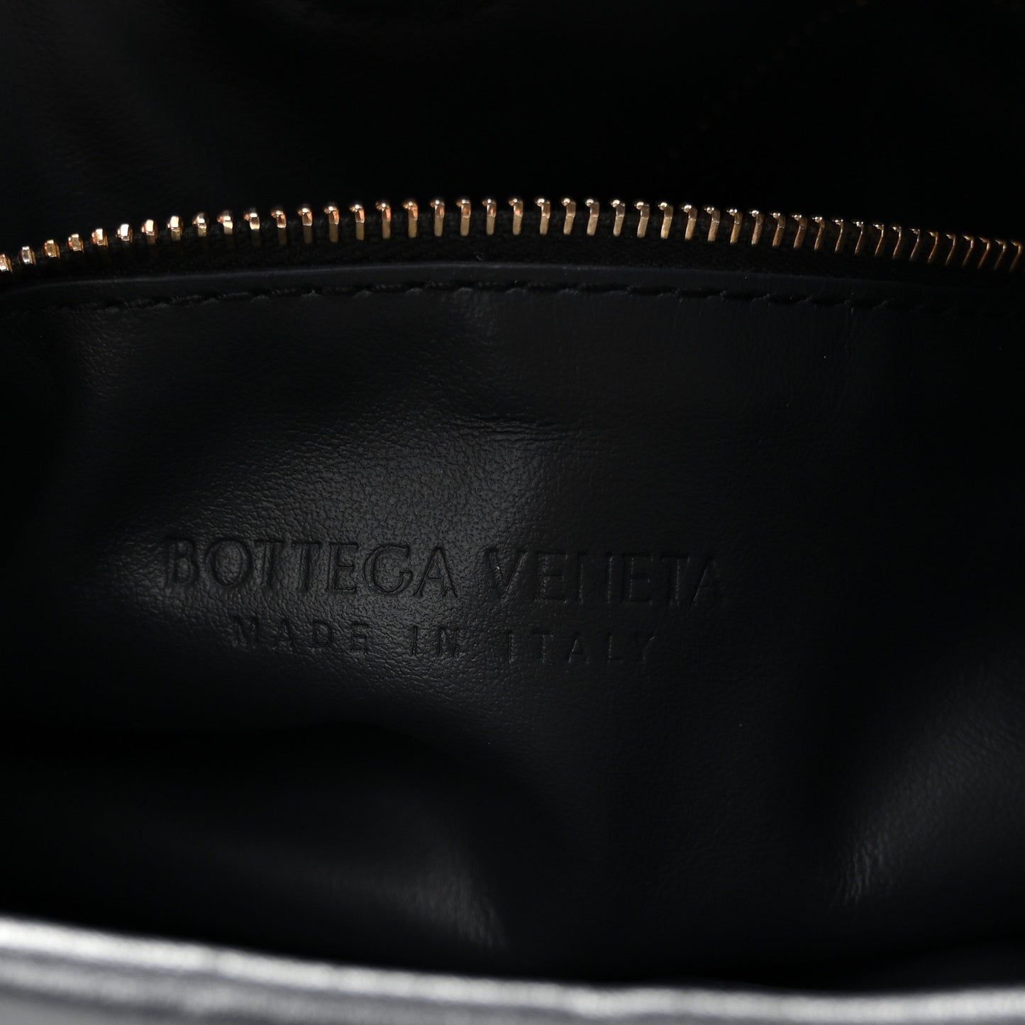 Calfskin Intrecciato Small Hop Shadow