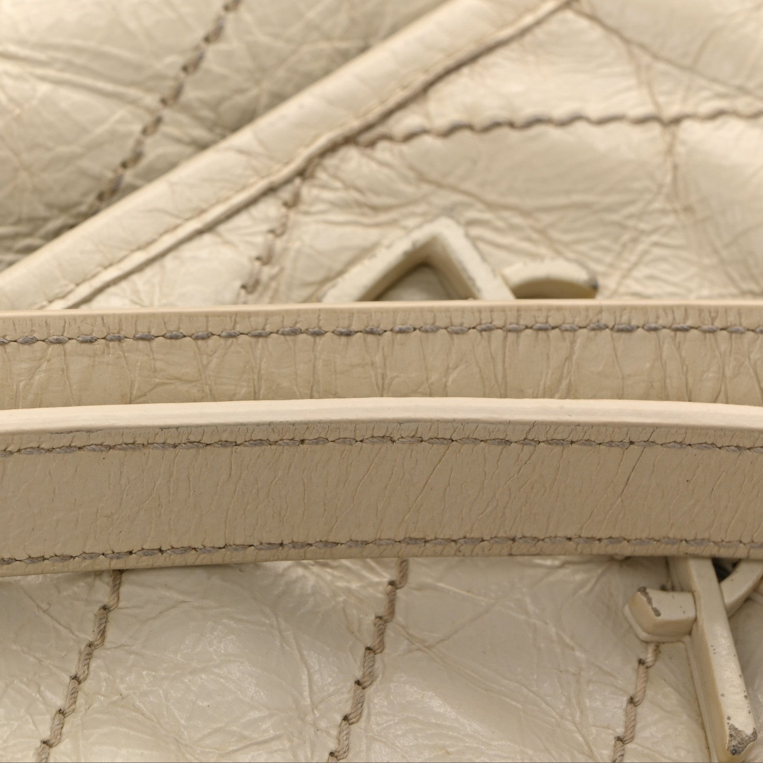 Saint Laurent Crinkled Calfskin Matelasse Monogram Baby Niki Chain Satchel White 14 of 16